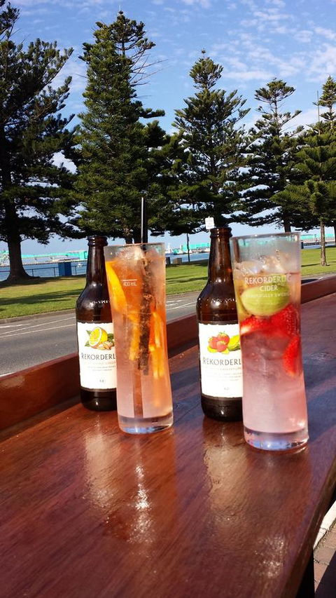 Grand Tasman Hotel - New Castle Holiday 4