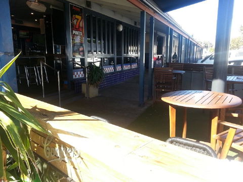 Grand Tasman Hotel - New Castle Holiday 3