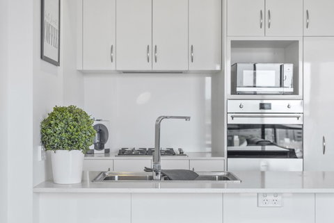 Views On Surflen - New Castle Holiday 1