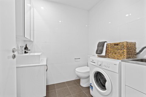 Views On Surflen - New Castle Holiday 8