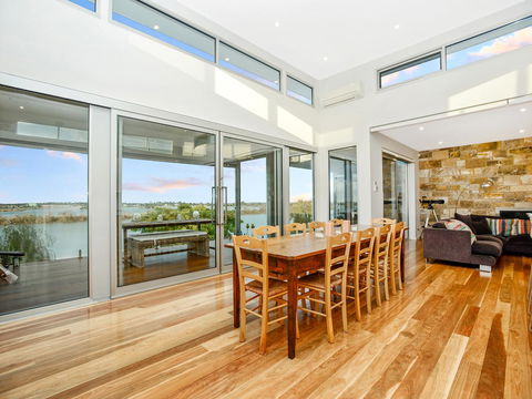 Muse On The Murray - New Castle Holiday 30