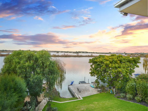 Muse On The Murray - New Castle Holiday 18