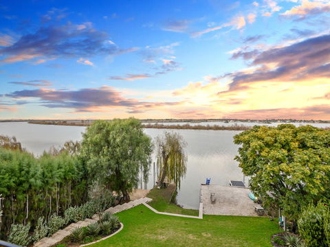 Muse On The Murray - New Castle Holiday 14