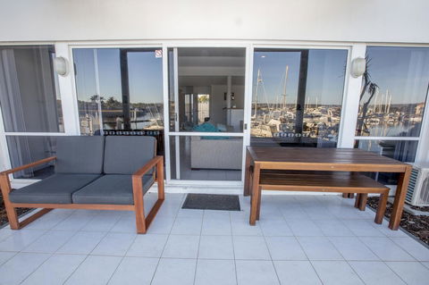 Marina Reflections - New Castle Holiday 3