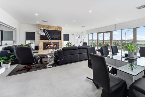 KENNEDY EXECUTIVE TOWNHOUSE - New Castle Holiday 19