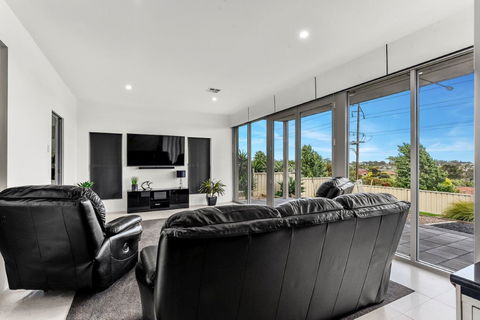 KENNEDY EXECUTIVE TOWNHOUSE - New Castle Holiday 14