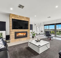 KENNEDY EXECUTIVE TOWNHOUSE - New Castle Holiday