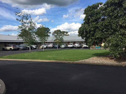 Alexander Cameron Suites - New Castle Holiday 6