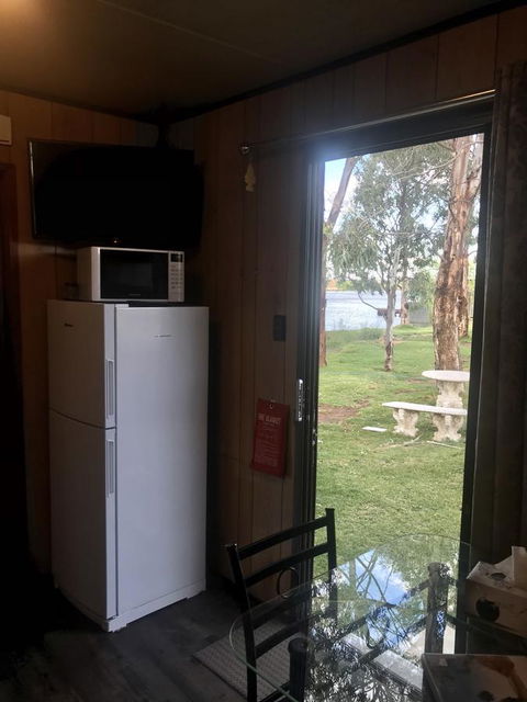 Murray Bridge Riverview Cabin - New Castle Holiday 3