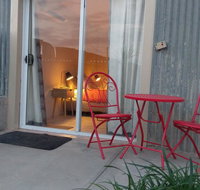 Desert Gum Retreat Gough St - New Castle Holiday