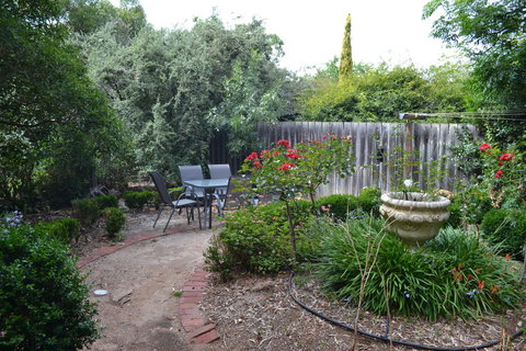 A Secret Treasure - New Castle Holiday 16