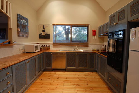 A Secret Treasure - New Castle Holiday 1