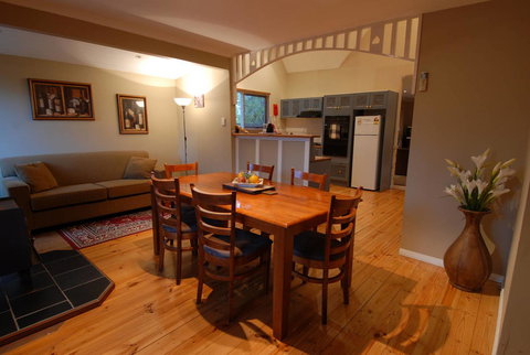 A Secret Treasure - New Castle Holiday 4