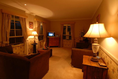 A Secret Treasure - New Castle Holiday 6