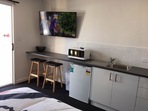 Port Lincoln Shark Apartment 2 - New Castle Holiday 14
