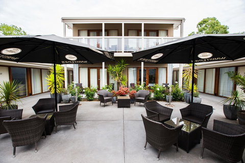 Manna By Haus - New Castle Holiday 10