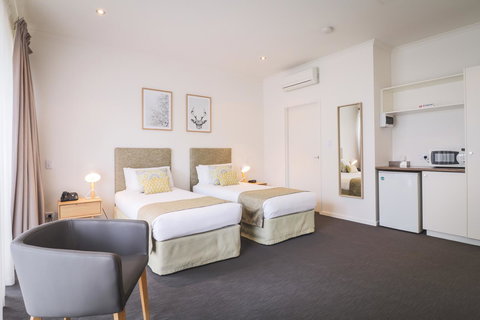 Manna By Haus - New Castle Holiday 31