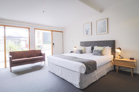 Manna By Haus - New Castle Holiday 16