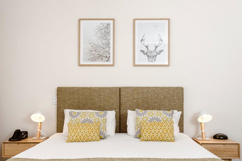 Manna By Haus - New Castle Holiday 42