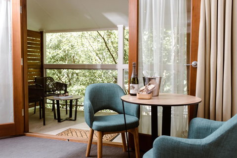 Manna By Haus - New Castle Holiday 5