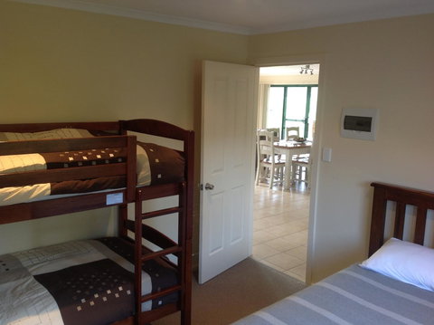 Breakaway Farmstay - New Castle Holiday 8