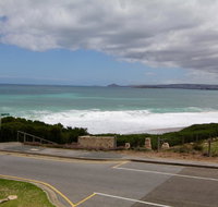 'Southern Sands' Beachfront Apartments - New Castle Holiday