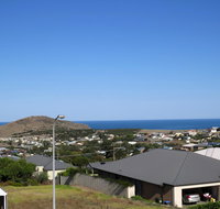 38 Wright Tce Encounter Bay - New Castle Holiday