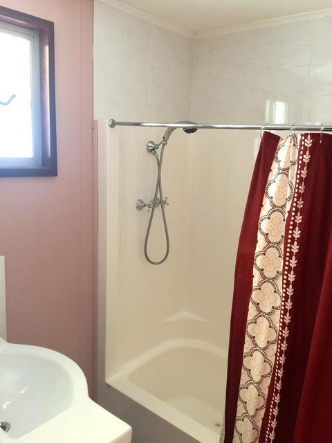 Clare Valley Cabins - New Castle Holiday 17