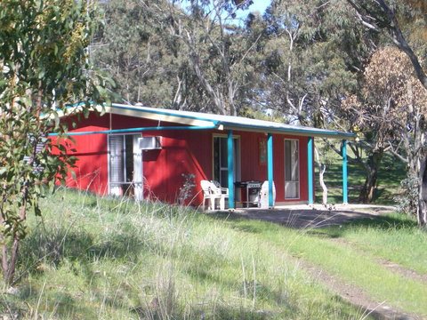 Clare Valley Cabins - New Castle Holiday 7