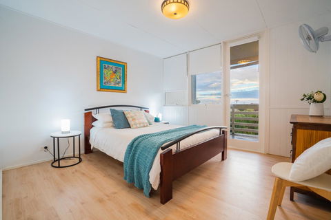 Aldinga Beach Break - C21 SouthCoast Holidays - New Castle Holiday 1