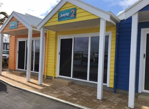 Port Lincoln Shark Apartment 3 - New Castle Holiday 3