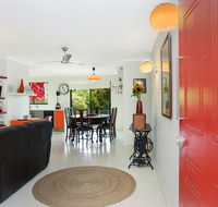 Red Door - New Castle Holiday