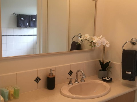 Apartment 229 Mount Gambier - New Castle Holiday 3