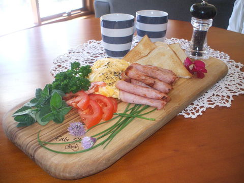 Archery Road Estate - New Castle Holiday 3