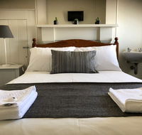 Cornwall Hotel - New Castle Holiday