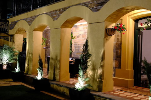 The Grand Ocean Apartment - New Castle Holiday 5