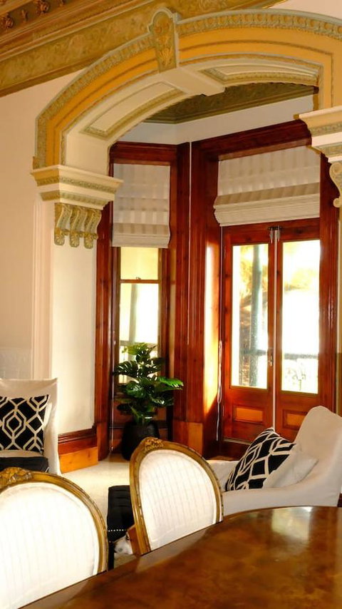 The Grand Ocean Apartment - New Castle Holiday 8