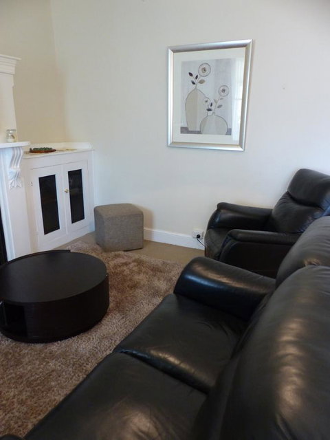 Andy\'s Accommodation - New Castle Holiday 7