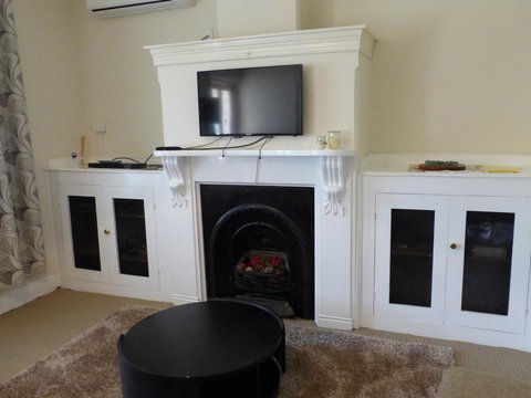 Andy\'s Accommodation - New Castle Holiday 6