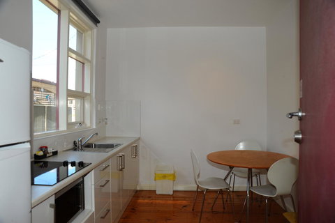 Glenelg Holiday Apartments-Ellis - New Castle Holiday 4