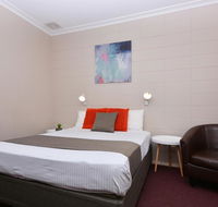 Motel Poinsettia - New Castle Holiday