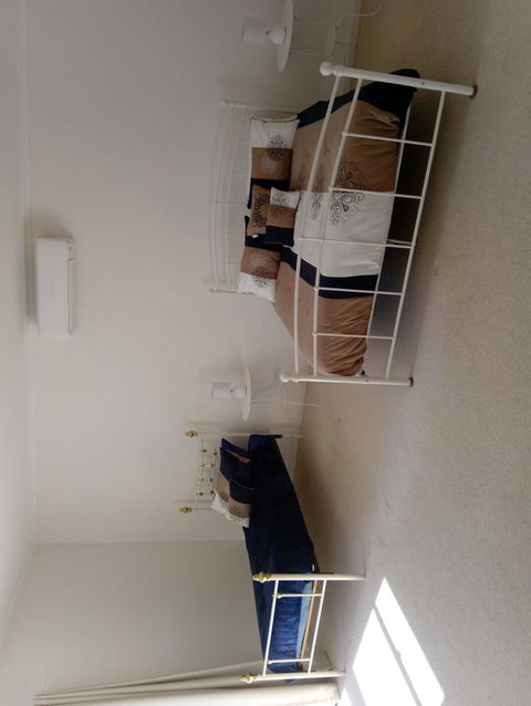 Hilltop Escape - New Castle Holiday 2