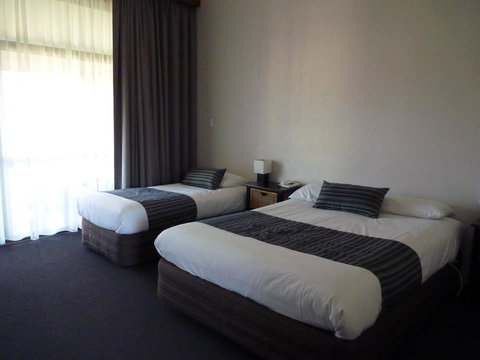Coonawarra Motor Lodge - New Castle Holiday 7
