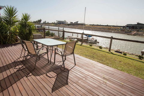 Waterfront On Jefferson, At Wellington Marina, SA - New Castle Holiday 0