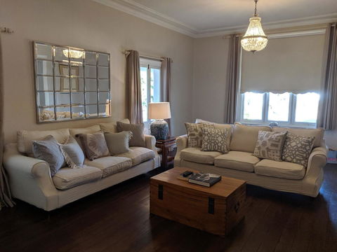 Belmore Cottage - New Castle Holiday 19