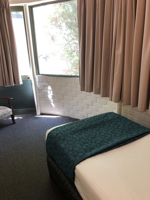 Greenways Apartments - New Castle Holiday 14