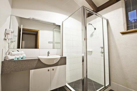 Chandlers Smiths Beach Villas - New Castle Holiday 8