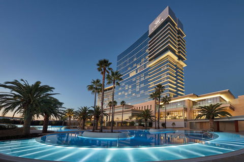 Crown Towers Perth - New Castle Holiday 0