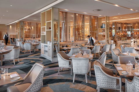 Crown Towers Perth - New Castle Holiday 7