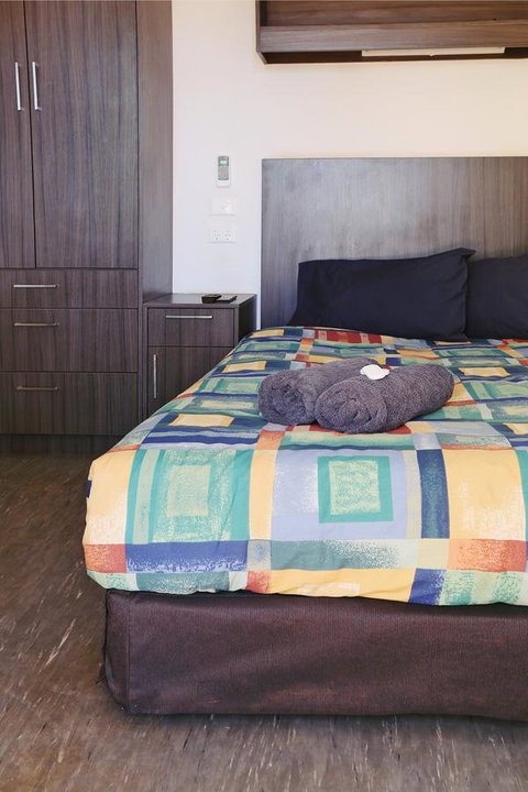 Capricorn Village - New Castle Holiday 23